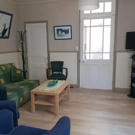 Maison De Charme Rénovée, Proche Et Commerces - Fr-1-476-76 La Faute-sur-Mer