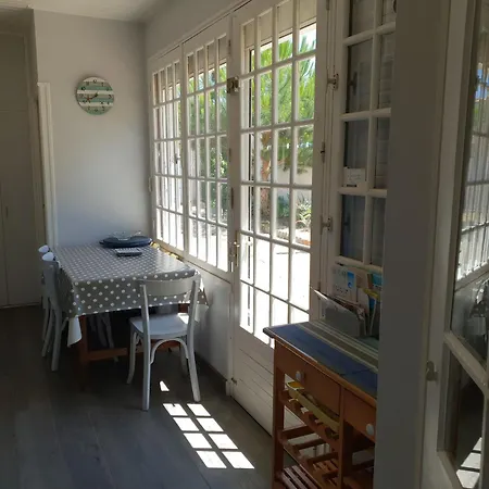 Maison De Charme Rénovée, Proche Et Commerces - Fr-1-476-76 La Faute-sur-Mer