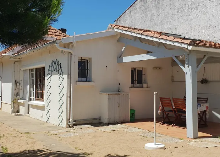 Maison De Charme Rénovée, Proche Et Commerces - Fr-1-476-76 Casa vacanze *