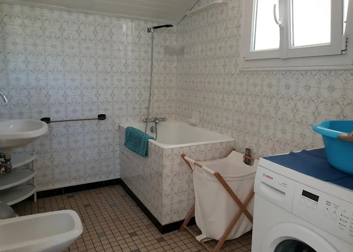 Casa vacanze Maison De Charme Rénovée, Proche Et Commerces - Fr-1-476-76