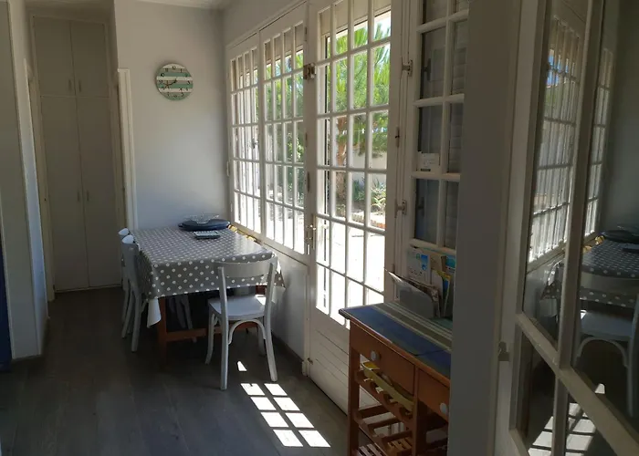 Maison De Charme Rénovée, Proche Et Commerces - Fr-1-476-76 La Faute-sur-Mer